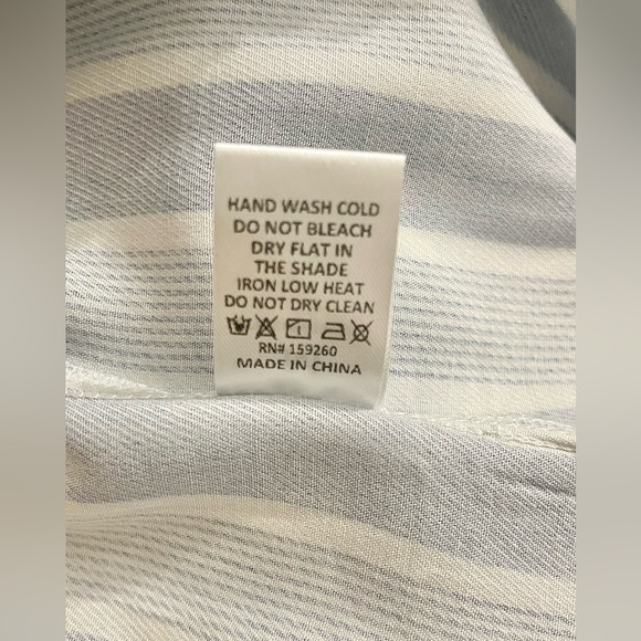 NWT Forever 21 Bridge Blue White Striped Wide-Leg Smocked Jumpsuit Size M - Picture 10 of 10